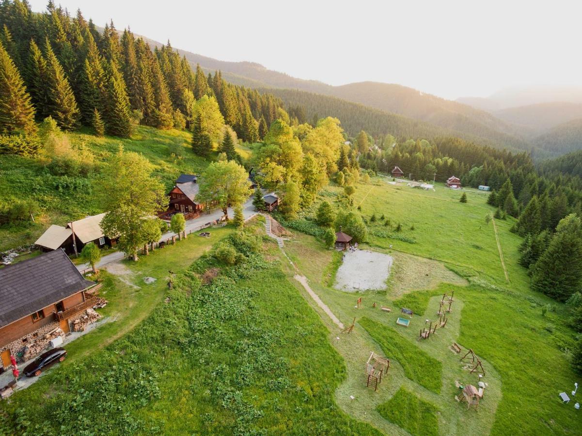 Chata Magurka Hotell Partizanska lupca Exteriör bild