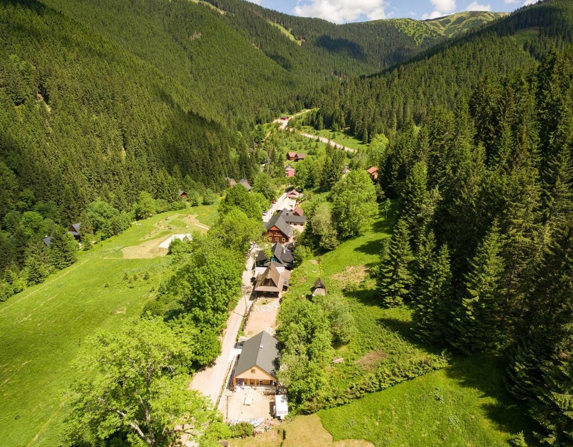 Chata Magurka Hotell Partizanska lupca Exteriör bild